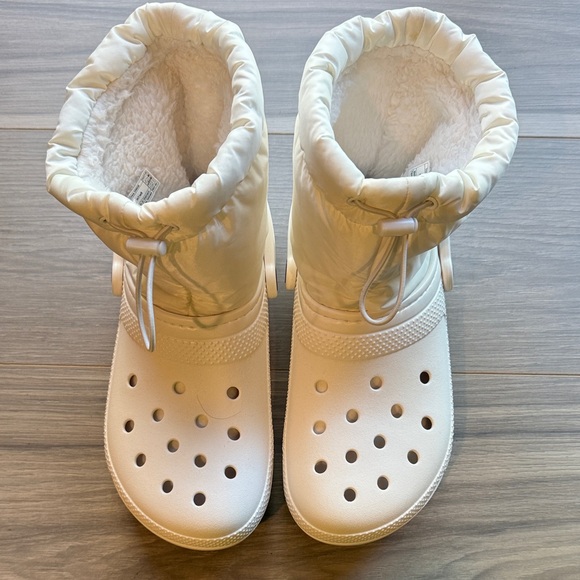 CROCS Unisex Neo Puff White Winter Boots Women Size 9 Men Size 7 - Picture 1 of 5